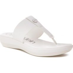 Japonki CALVIN KLEIN - Kimmy E8871 White. Białe klapki damskie Calvin Klein, bez wzorów, ze skóry ekologicznej, bez obcasa. Za 519,00 zł.