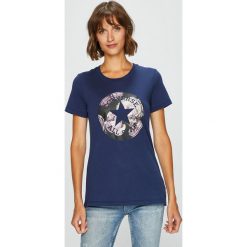 Converse - Top. Niebieskie topy damskie marki Converse, s, z nadrukiem, z bawełny, z okrągłym kołnierzem. W wyprzedaży za 89,90 zł.