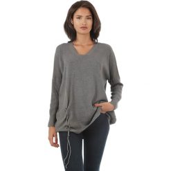 Sweter w kolorze antracytowym. Szare bez kategorii L'étoile du cachemire, z kaszmiru, ze sznurowanym dekoltem. W wyprzedaży za 129,95 zł.