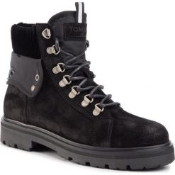 Trapery Tommy Jeans Reflective Detail Lace Up Boot EN0EN00625. Czarne buty trekkingowe damskie Tommy Jeans, z jeansu, bez obcasa, bez zapięcia. W wyprzedaży za 419,00 zł.