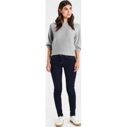 Swetry klasyczne damskie: one more story Sweter silver grey
