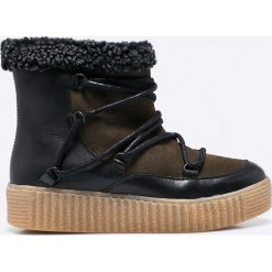 Pieces - Botki. Szare botki damskie lity Pieces, z gumy, z okrągłym noskiem, na sznurówki. W wyprzedaży za 239,90 zł.