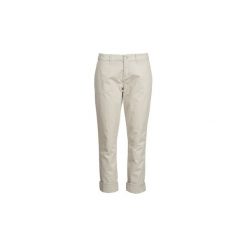 Szorty i Bermudy Tommy Hilfiger HUNTER C1 LW. Białe bermudy damskie marki TOMMY HILFIGER. Za 263,40 zł.