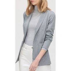 Marynarka z kieszeniami -. Marynarki damskie Cropp, s, bez wzorów. Za 89,99 zł.