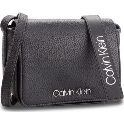 Torebka CALVIN KLEIN - Ck Base Small Crossbody K60K604425 001. Czarne listonoszki damskie Calvin Klein, ze skóry ekologicznej. Za 349,00 zł.