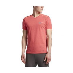 Nike M NK BRTHE TOP SS TAILWIND CLV, 10 | URUCHOMIENIE | MĘŻCZYZNA | TOP Z KRÓTKIM RĘKAWEM | TRACK RED / HTR / TART | Z. Czerwone koszulki męskie Nike, m, bez wzorów, z materiału, bez kołnierzyka, z krótkim rękawem, krótkie, do biegania. W wyprzedaży za 196,82 zł.