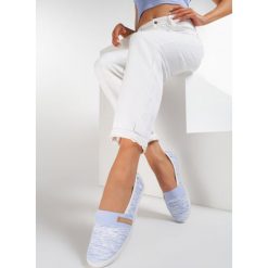Niebieskie Tenisówki Excitant. Niebieskie trampki i tenisówki damskie Renee, bez wzorów, bez zapięcia. W wyprzedaży za 44,99 zł.
