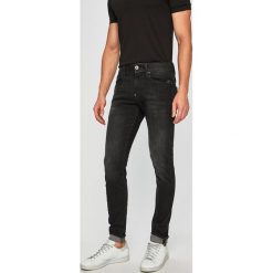 G-Star Raw - Jeansy. Czarne jeansy męskie G-Star RAW, z aplikacjami, retro. Za 469,90 zł.