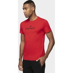 T-Shirt męski TSM302 - czerwony. Czerwone t-shirty męskie 4f, m, bez wzorów, bez kołnierzyka. Za 39,99 zł.