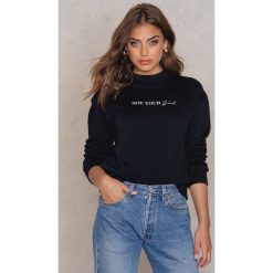 Bluzy rozpinane damskie: Statement By NA-KD Influencers Bluza Linn Ahlborg - Black