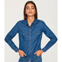 Jeansowa koszula - Granatowy. Niebieskie koszule jeansowe damskie Reserved. Za 49,99 zł.
