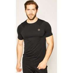 Koszulka techniczna Under Armour Fitted Short Sleeve 1353450. Czarne koszulki męskie Under Armour, xl, bez wzorów, z elastanu, sportowe, polo, bez rękawów. Za 239,00 zł.