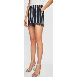 Only - Szorty. Niebieskie szorty damskie ONLY, bez wzorów, z elastanu, casualowe. W wyprzedaży za 49,90 zł.