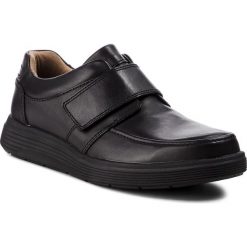 Półbuty CLARKS - Un Abode Strap 261369867 Black Leather. Czarne półbuty męskie marki Clarks, na co dzień, ze skóry. W wyprzedaży za 299,00 zł.