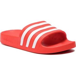 Klapki adidas - adilette Aqua F35540 Actred/Ftwwht/Actred. Czerwone klapki damskie Adidas, bez wzorów, z tworzywa sztucznego, bez obcasa. Za 79,95 zł.