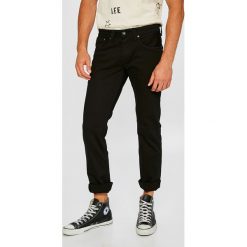Pepe Jeans - Jeansy Cash. Czarne jeansy męskie regular Pepe Jeans. Za 359,90 zł.