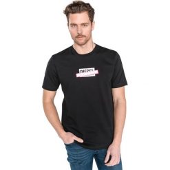 Diesel Just Die Koszulka Czarny. Czarne podkoszulki męskie Diesel, l, z nadrukiem, z bawełny, z krótkim rękawem. Za 223,95 zł.