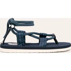 G-Star Raw - Sandały. Niebieskie klapki damskie G-Star RAW, bez wzorów, z gumy, bez obcasa, na obcasie. W wyprzedaży za 153,90 zł.