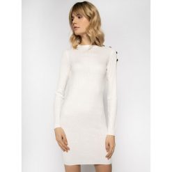 Sukienka dzianinowa Patrizia Pepe 8A0679/A6G6-W146. Białe sukienki damskie Patrizia Pepe, bez wzorów, z poliesteru, bez kołnierzyka, bez rękawów. W wyprzedaży za 749,00 zł.