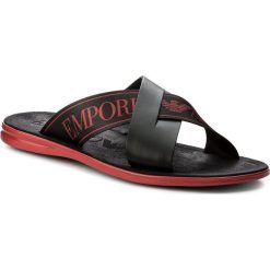 Klapki EMPORIO ARMANI - X4P001 XAL73 N506 Black/Red/Black. Czarne klapki męskie marki Emporio Armani, bez wzorów, ze skóry. W wyprzedaży za 489,00 zł.