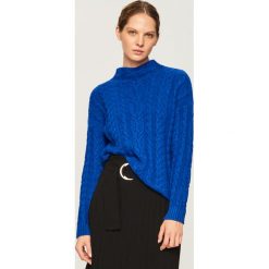Sweter - Niebieski. Niebieskie swetry klasyczne damskie marki Reserved, l. Za 89,99 zł.