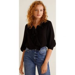 Mango - Bluzka Plis2. Czarne bluzki damskie Mango, s, z aplikacjami, z poliesteru, eleganckie, bez kołnierzyka, bez rękawów. W wyprzedaży za 59,90 zł.