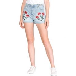 Pinko Candice 1 Szorty Niebieski. Niebieskie szorty damskie Pinko, z haftami, z elastanu. Za 984,95 zł.