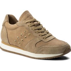 Sneakersy TOMMY HILFIGER - Izzy 2C FW0FW02595 Sand 102. Pomarańczowe sneakersy damskie TOMMY HILFIGER, ze skóry. W wyprzedaży za 359,00 zł.