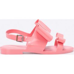 Melissa - Sandały Classy II Ad. Różowe klapki damskie marki Melissa, bez wzorów, z materiału, bez obcasa, na szpilce. W wyprzedaży za 219,90 zł.