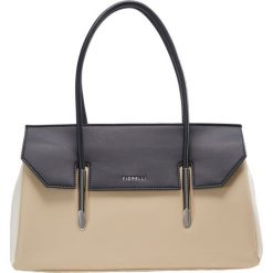 Fiorelli CARLTON Torebka sand mix. Szare torebki klasyczne damskie marki Fiorelli. Za 359,00 zł.