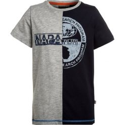Napapijri SIX Tshirt z nadrukiem multicolour. Szare t-shirty męskie Napapijri, z nadrukiem, z bawełny. Za 149,00 zł.