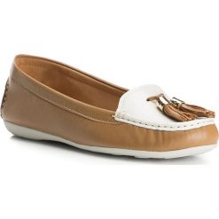 Buty damskie. Pomarańczowe koturny damskie Wittchen, bez obcasa, na obcasie, bez zapięcia. W wyprzedaży za 199,90 zł.