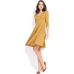 FILLE DU COUTURIER sukienka damska Emeraude 38 żółty. Żółte sukienki damskie Fille Du Couturier, bez wzorów, bez kołnierzyka, z długim rękawem, długie, maxi. W wyprzedaży za 168,00 zł.