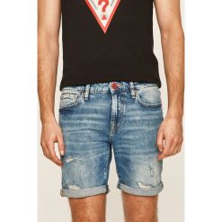 Guess Jeans - Szorty jeansowe. Niebieskie spodenki i szorty męskie Guess Jeans, m, z aplikacjami, z elastanu, casualowe. W wyprzedaży za 259,90 zł.