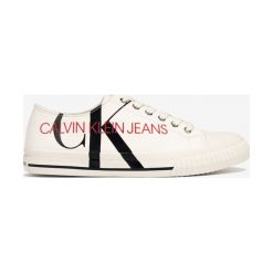 Calvin Klein Ivano Tenisówki Biały. Białe trampki i tenisówki damskie Calvin Klein, bez wzorów, z jeansu, bez zapięcia. Za 542,95 zł.