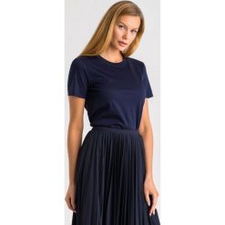 T-SHIRT GOMITO sportmax code. T-shirty damskie Sportmax Code, s, bez wzorów, z materiału, bez kołnierzyka. W wyprzedaży za 279,30 zł.
