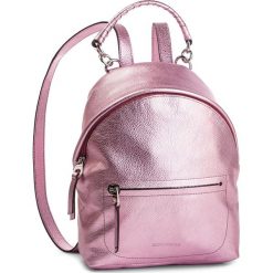 Plecak COCCINELLE - DN0 Leonie E1 DN0 54 03 01 Bubble Gum Met P12. Różowe plecaki damskie Coccinelle, bez wzorów, ze skóry, eleganckie. W wyprzedaży za 649,00 zł.