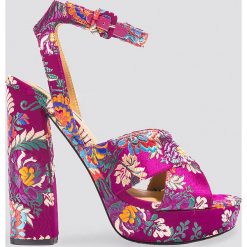 Rzymianki damskie: Steve Madden Sandały Jodi – Pink,Multicolor