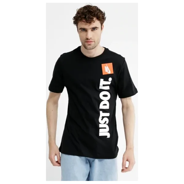 Nike Koszulka Ss M Nsw Tee Hbr Jdi 2 , czarny, rozmiar L. Czarne koszulki męskie Nike, m, z nadrukiem, z bawełny, bez kołnierzyka, z krótkim rękawem, krótkie. W wyprzedaży za 79,99 zł.