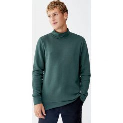 Bluza basic z półgolfem. Zielone bluzy męskie rozpinane marki Pull&Bear, m. Za 69,90 zł.