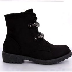 Botki sznurowane czarne H8-118 Black. Czarne botki damskie ButyModne, z zamszu, bez obcasa, na sznurówki. W wyprzedaży za 89,00 zł.