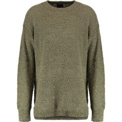Swetry klasyczne męskie: Mennace DROP SHOULDER DISTRESSED CREW JUMPER Sweter sage