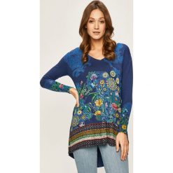Desigual - Sweter. Niebieskie swetry damskie Desigual, s, bez wzorów, z wiskozy, bez rękawów, bez kaptura. W wyprzedaży za 319,90 zł.