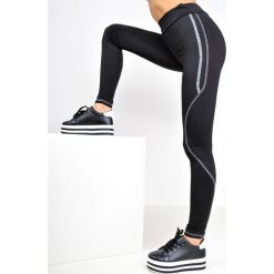 Legginsy we wzory: Czarne legginsy z ozdobnymi paskami