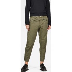 G-Star Raw - Spodnie Army Radar. Zielone spodnie damskie G-Star RAW, bez wzorów, z bawełny, retro. W wyprzedaży za 399,90 zł.