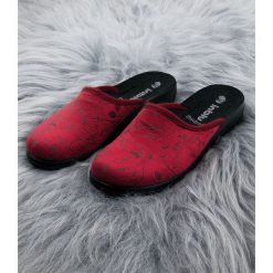 Kapcie damskie Inblu CA-100 Bordowe. Czerwone kapcie damskie Inblu, z materiału. Za 37,00 zł.