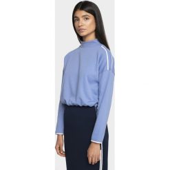 Bluza damska BLD235 - jasny fiolet. Bluzy damskie xl, bez wzorów, z dzianiny, z krótkim rękawem, krótkie, bez kaptura. W wyprzedaży za 49,99 zł.