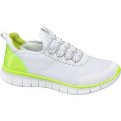 Sneakersy damskie Venice białe. Białe sneakersy damskie marki Venice, z materiału. Za 119,90 zł.