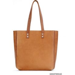 Skórzana carmelowa duża torebka damska. Torebki klasyczne damskie Pakamera, ze skóry, eleganckie, duże. Za 240,00 zł.