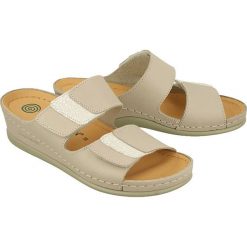 DR BRINKMANN 701040-8 beige, klapki profilaktyczne damskie. Brązowe klapki damskie Dr. Brinkmann, bez wzorów, bez obcasa. Za 209,90 zł.